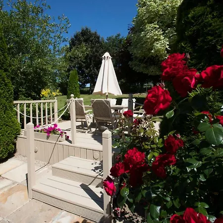 Inch View Country house *